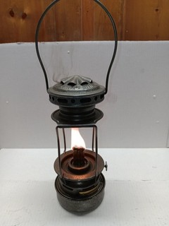 Dietz antique Scout/ Skaters Lantern in working condition
