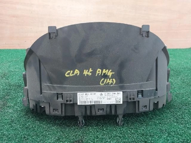 Mercedes-Benz CLA45 2014 AMG grupos de instrumentos A 117 900 72 00 Foto 3 de 4