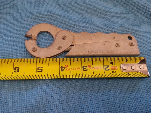 VINTAGE GEISINGER'S GRIP LOCK FISH PLIERS FISHING MILWAUKEE WIS. - Picture 2 of 4