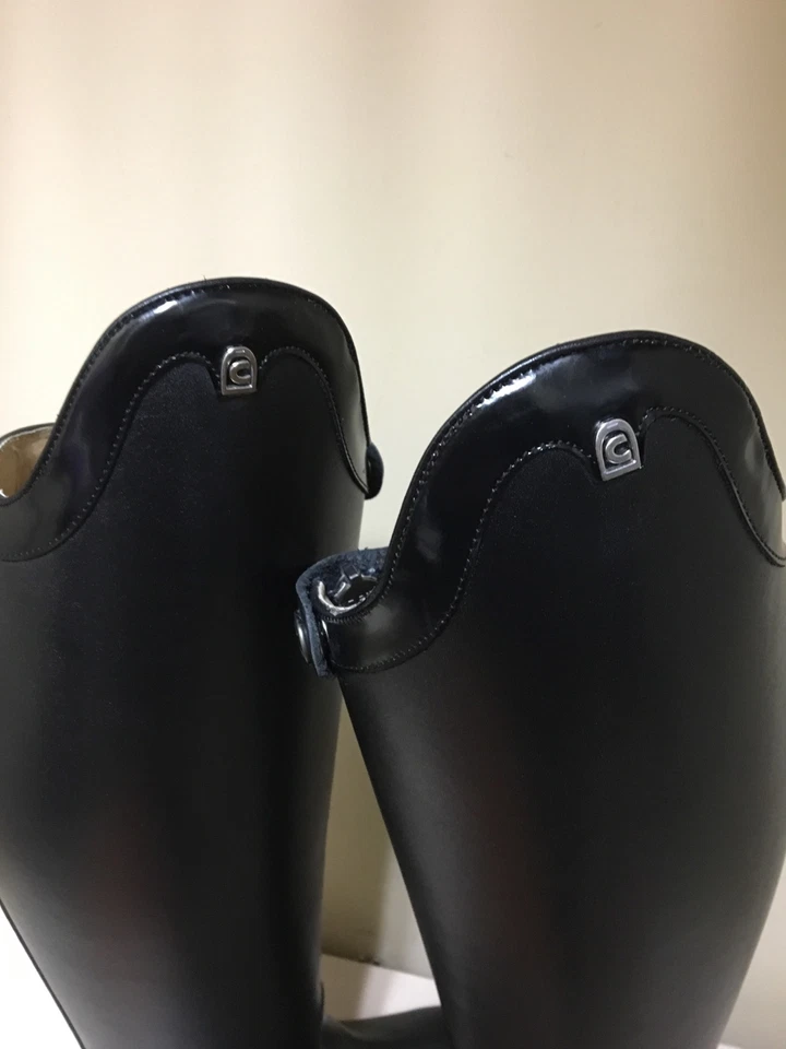 Cavallo Insignis Patent Trim Dressage Boot Black US 10 (calf 36cm height 46cm) - Image 2 of 2