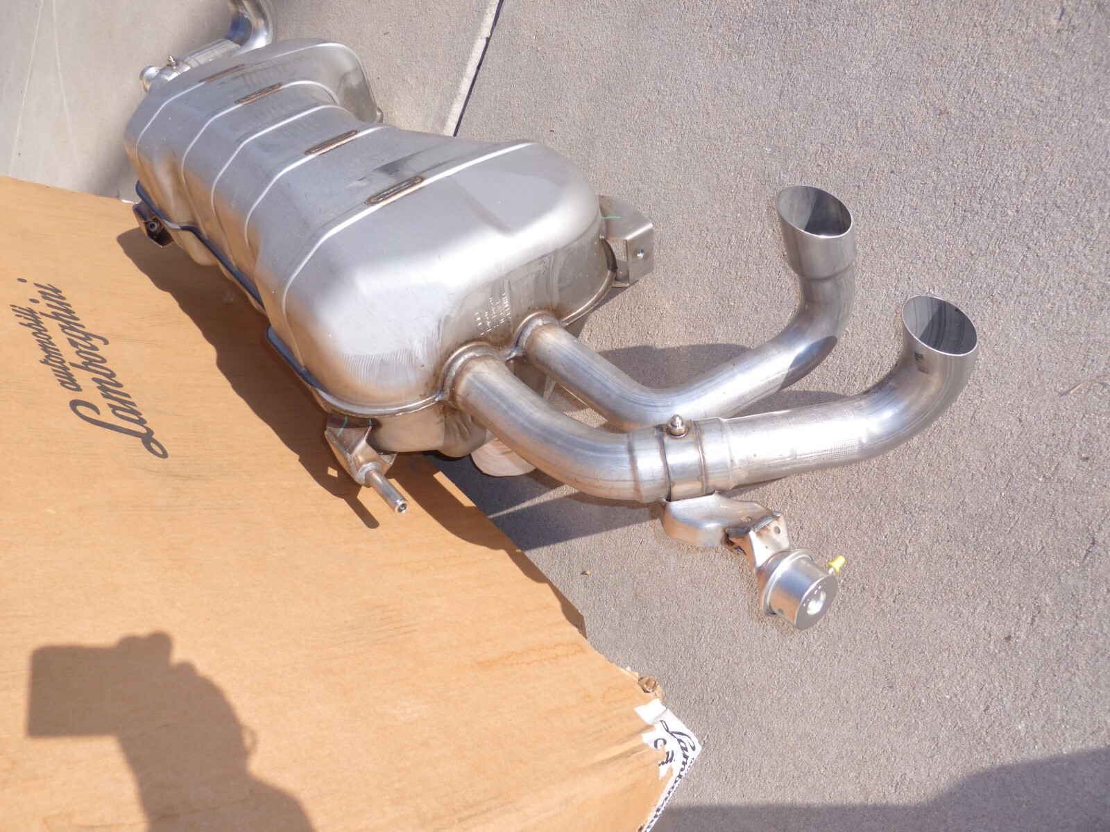 NEW Lamborghini Huracan Factory OEM Stock Sport Exhaust System 
