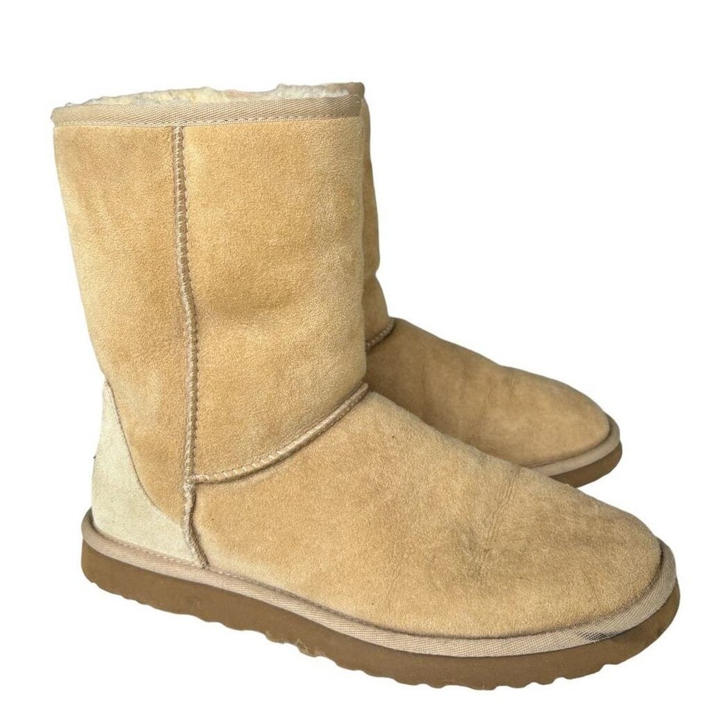UGG Australia Women's Classic Short II Sheepskin Boots - Chestnut, US Size 9