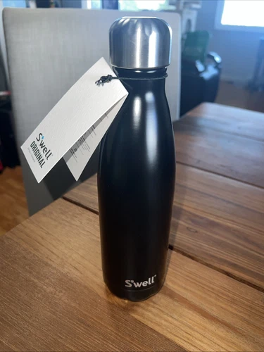 Swell Insulated Stainless Steel Water Bottle 17 oz Onyx black New. B1