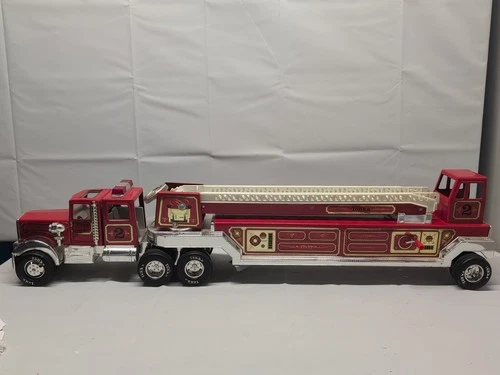 Tonka Hook & Ladder Fire Truck #2, Steel & Plastic 33” Long VTG 80s GUC