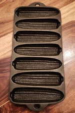 Wagner Ware Sidney -0- Cast Iron Krusty Korn Kobs Junior Cornbread Pan No. 1319