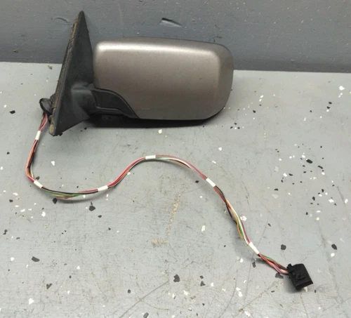 1998 to 2003 BMW 528i 530i E39 Left Driver LH Side Door View Mirror 8239013