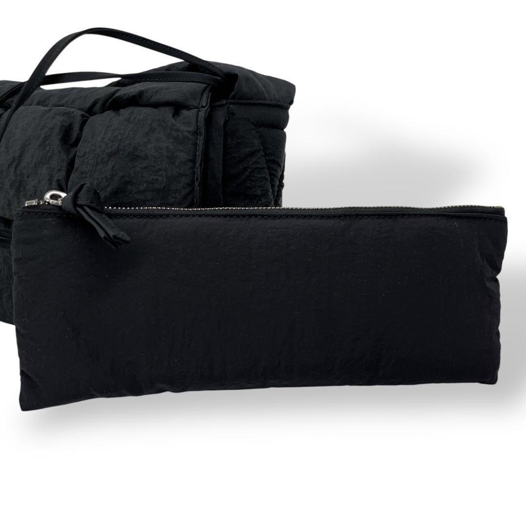 Bottega Veneta Parakeet Nylon Shoulder Bag Black Medium Auth thumbnail 17