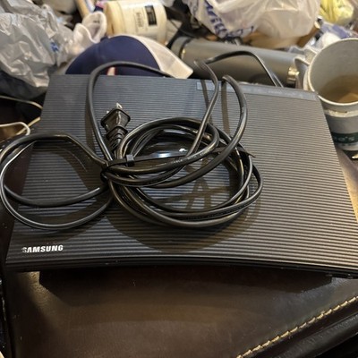 Samsung BD-J5100 Blu-ray DVD Player with HDMI Cable Included