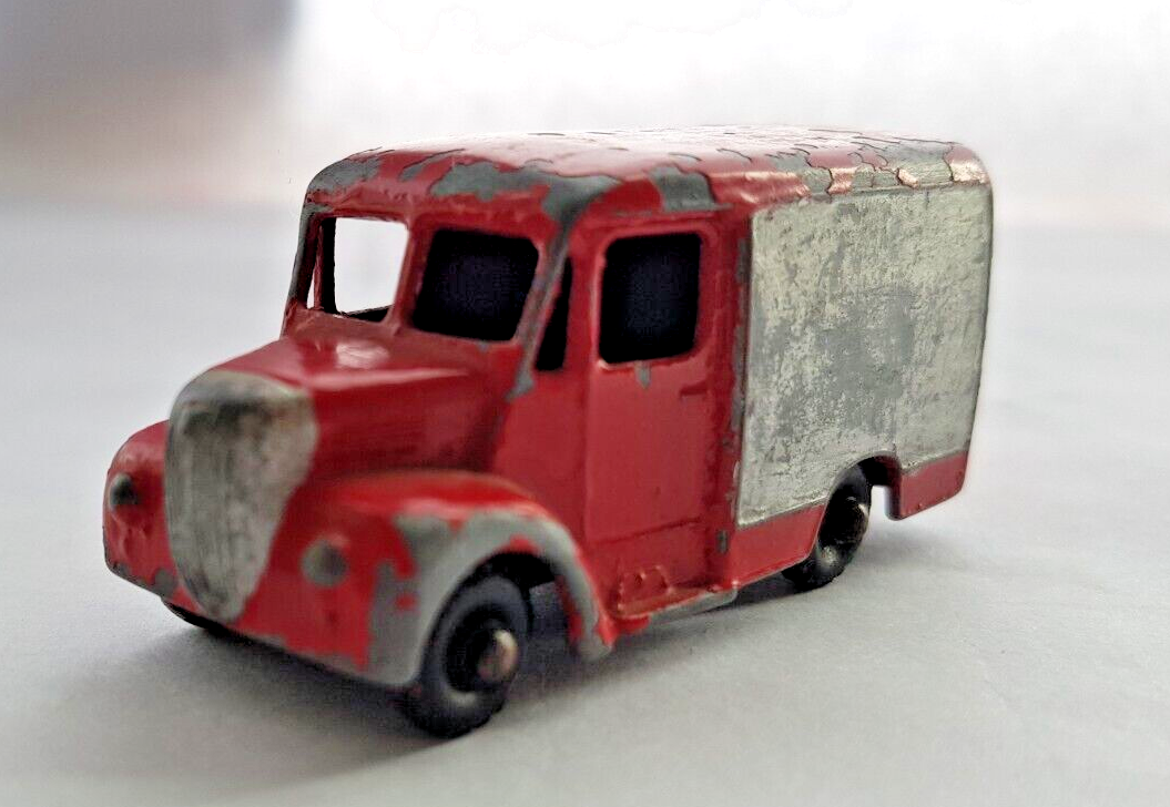 Lot De 13 Miniatures Matchbox Lesney – Fabriquées En Angleterre – Divers Modèles