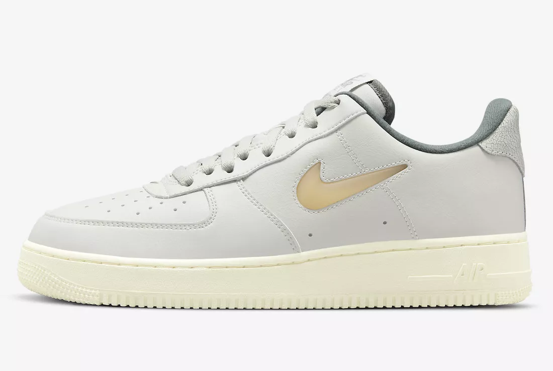 Nike Air Force 1 Low '07 LX Light Bone Pale Vanilla Jewel DC8894-001 sz 12 Men's