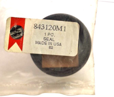 NOS AGCO  SEAL FOR MASSEY FERGUSON & CHALLENGER LOADERS 843120M1