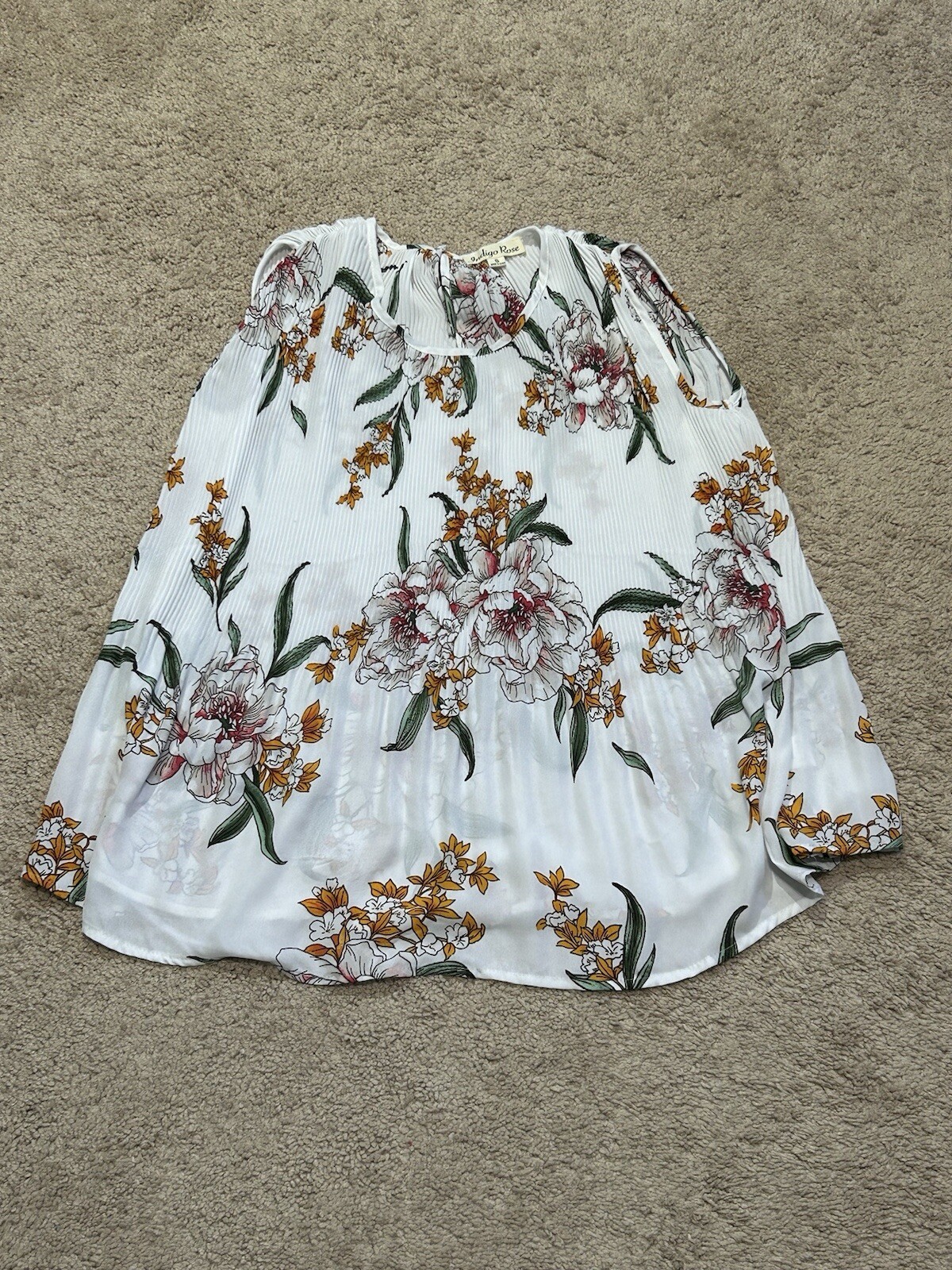 Indigo Rose Womens Shirt Size Small Multicolor Floral Print Pleated Flowy Dressy