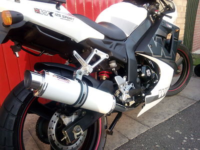 WK 125 Sport 2012 - 2015 weiß GP PRO RACE Performance Motorrad Auspuff