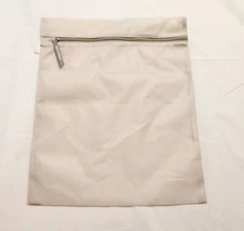 Shapermint Women's Meshin' Around Wash Bag JL3 Light Grey Size: 40cm x 30cm NWT