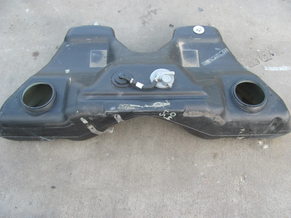 LINCOLN LS FUEL GAS TANK 2000 2001 2002 - Image 2 of 3