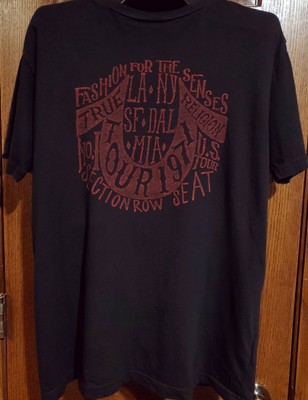 true religion black and red t shirt