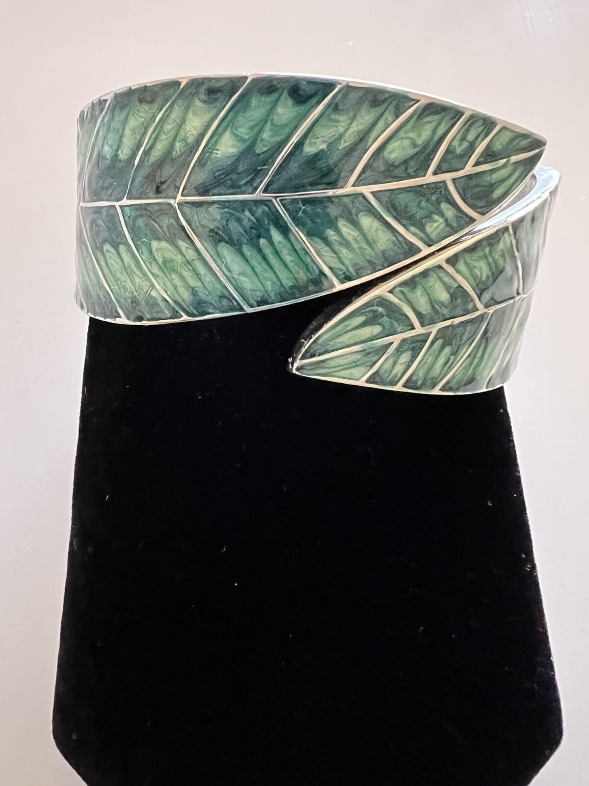 Leaf Bangle Bracelet - image 3