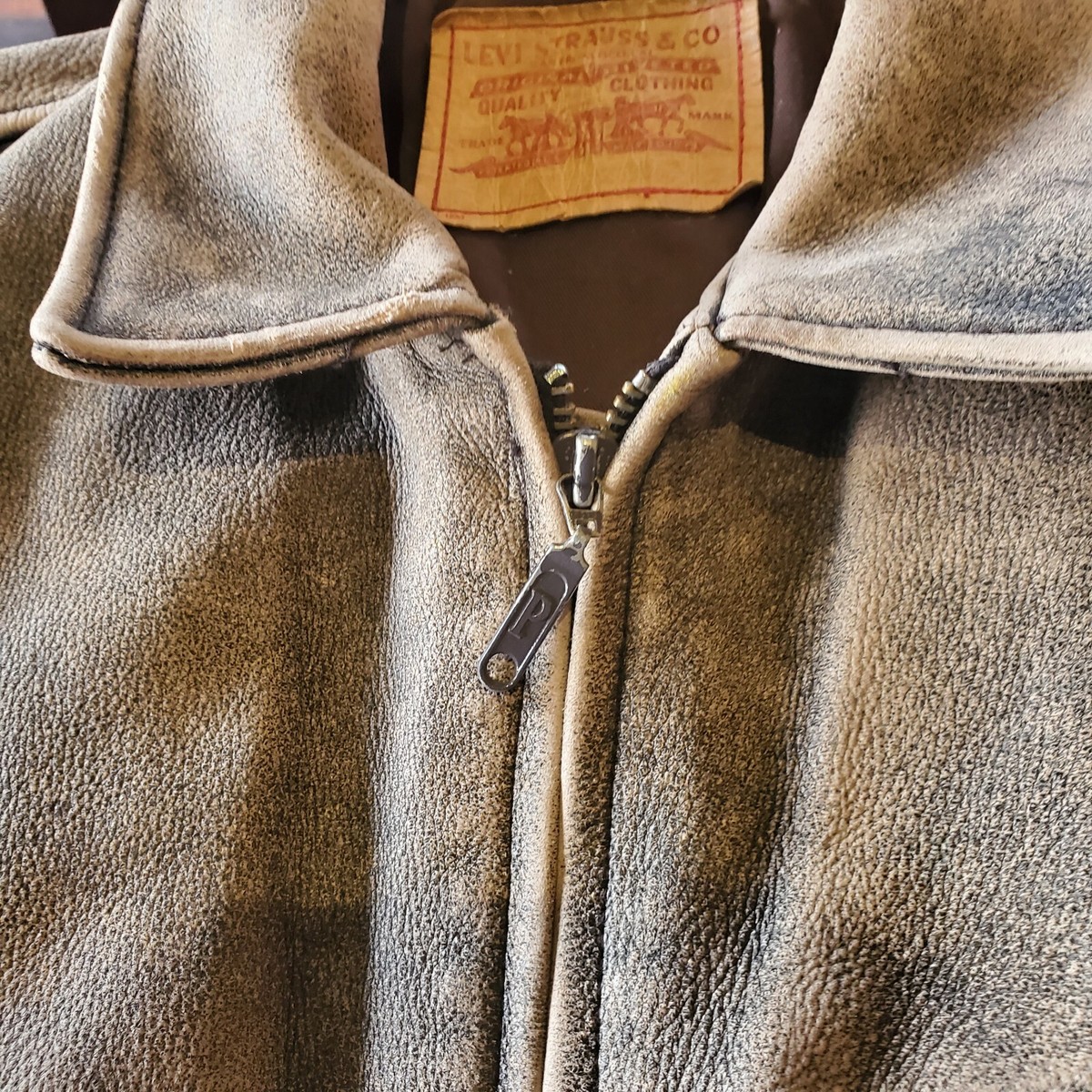 Levis Distressed Genuine Leather Vintage Motorcycle Jacket Levis Distressed Genuine Leather Vintage Motorcycle Jacket
