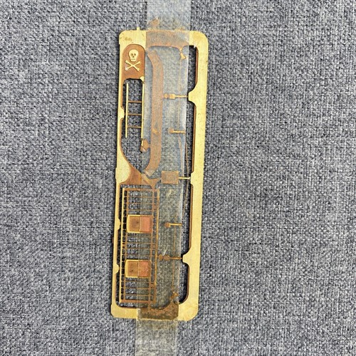 Vintage PIRATE MODELS 354 Mack BK Interstate Coach 1:87 HO Gauge Scale Metal KIT - Picture 9 of 17