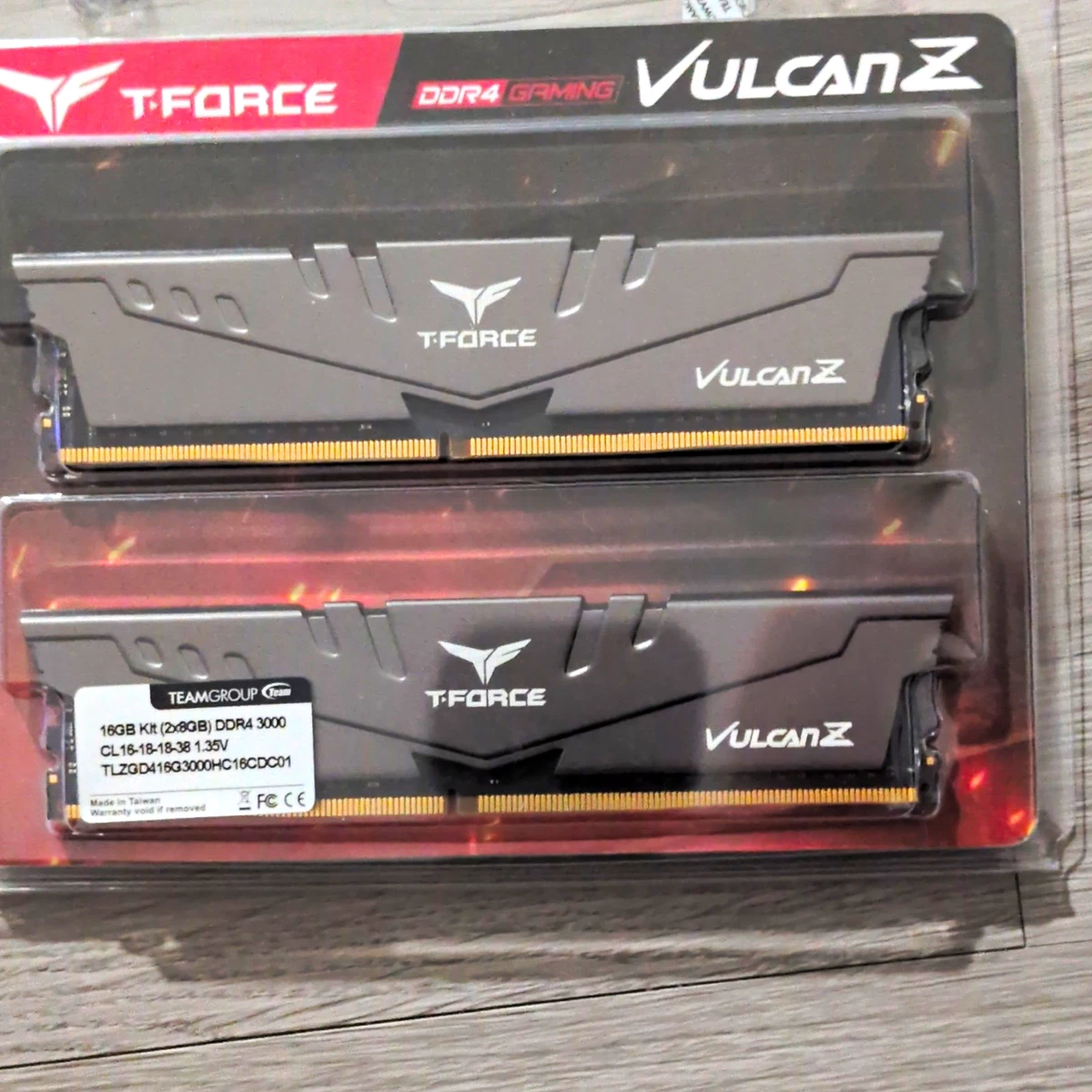 Team Group PC4-24000 (DDR4-3000) Bus Speed DDR4 SDRAM Memory (RAM