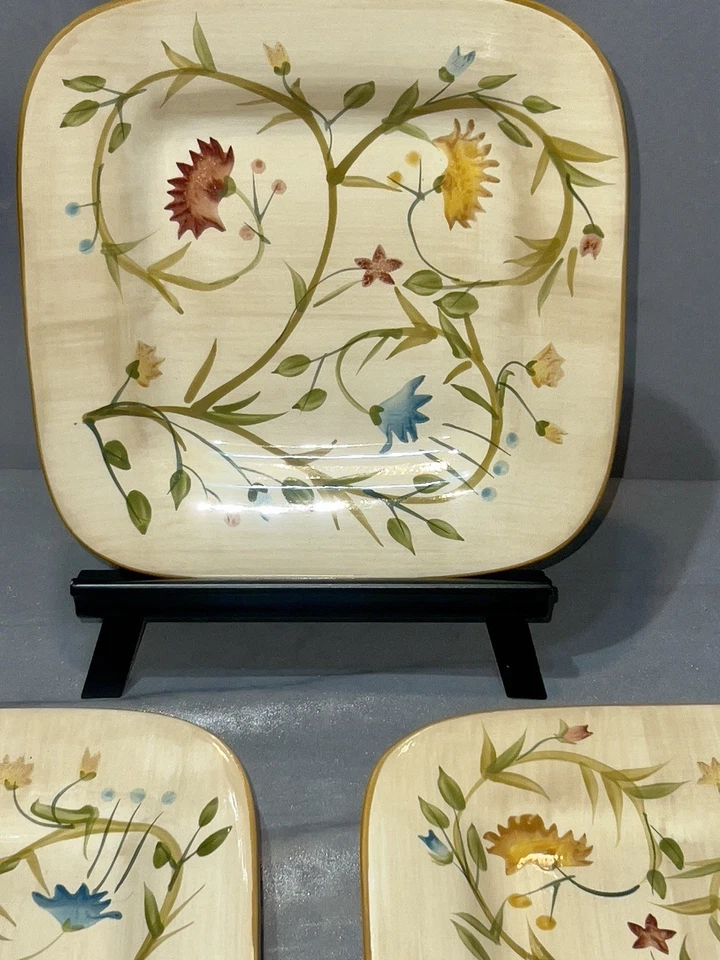 Juego de 4 platos de ensalada American Simplicity florales 8-1/2” ¡Nunca usados! Foto 3 de 4