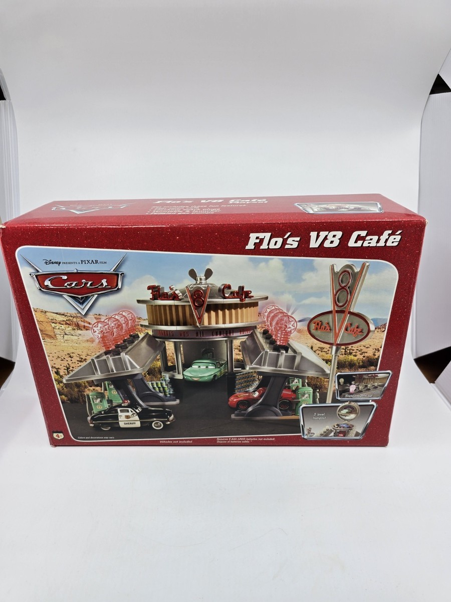 【カーズ】フローのV8カフェ　ラモーンのボディショップ　プレイセット カーズ】フローのV8カフェ ラモーンのボディショップ プレイ