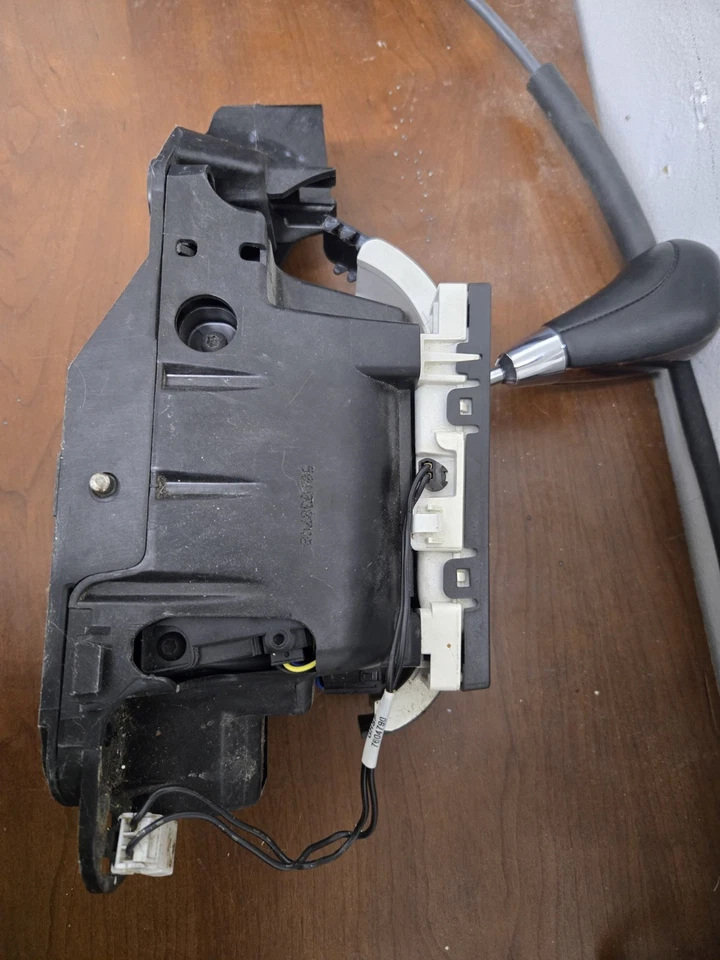 Chrysler 300/Dodge Magnum 2005-2007 transmisión automática palanca de cambios de piso con cable Foto 3 de 4