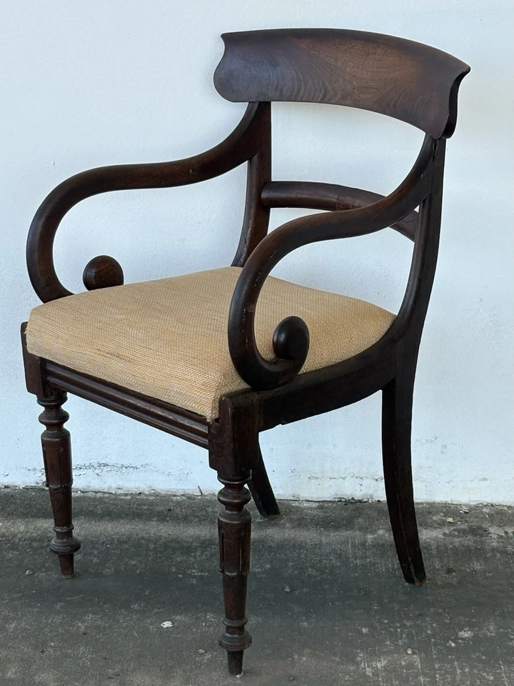 SILLÓN tallador de caoba cubana Sheraton Regency William IV aprox. 1830 V.G. Foto 2 de 4