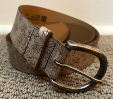 VINTAGE GAP WOMEN'S ETCHED LEATHER BELT M SILVER BRONZE METALLIC NICKEL BUCKLE