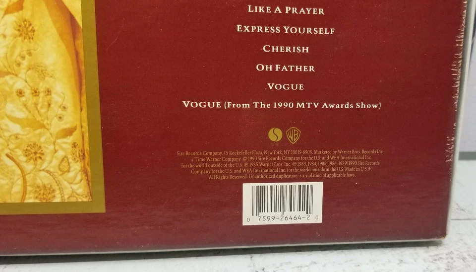 Madonna - The Royal Box (The Immaculate Collection) Poster Postcards VHS & CD Foto 3 de 4