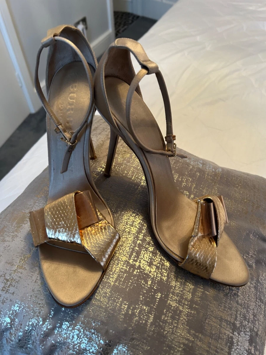 Burberry shoes gold hotsell