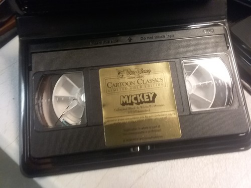 7 Walt Disney Cartoon Classics Limited Gold Edition VHS Tapes Lot - Picture 17 of 20