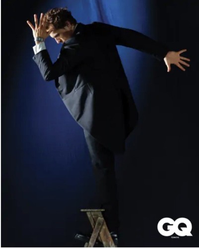gQ Turkey Metin Akdülger Fall 2022 / Fast Shipping Worldwide - Picture 3 of 6