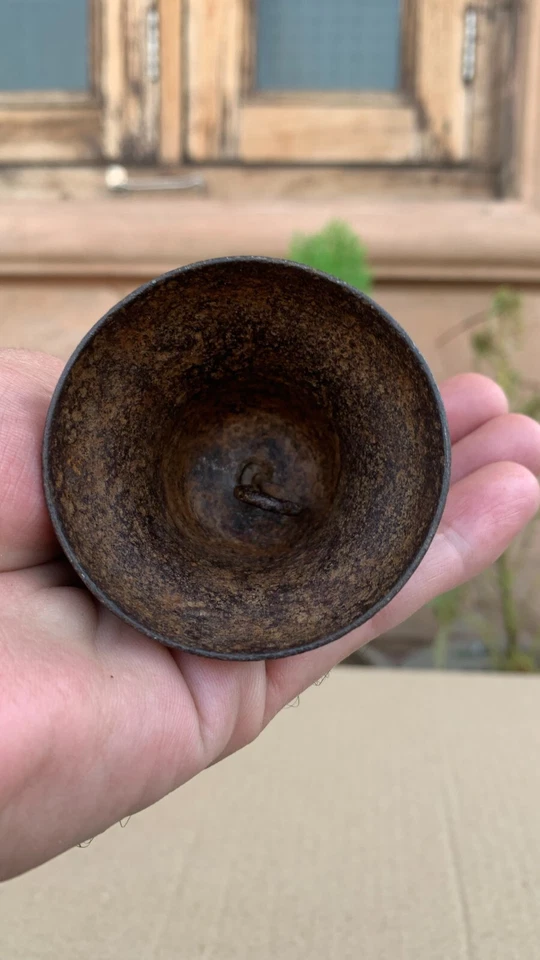 Antigua campana de mano de monasterio de bronce forjado a mano campana de adoración templo campana de mano Foto 4 de 4