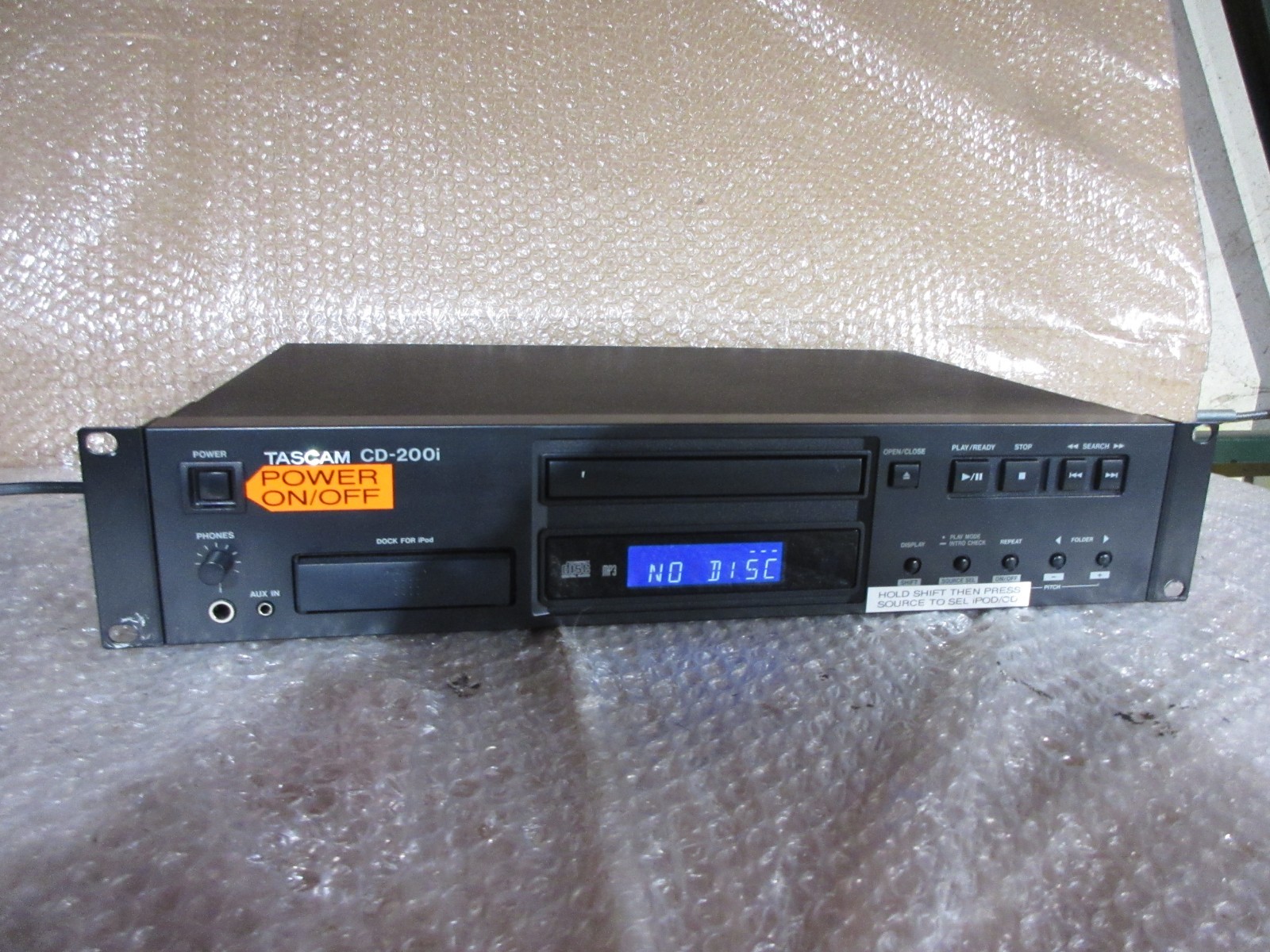TASCAM CD-200I Professional Rack Mounted CD-R MP3 Bluetooth 