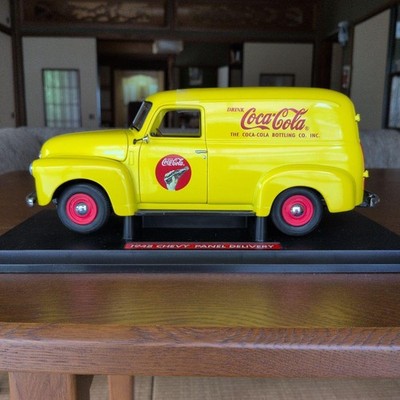 1/18 1948 Chevy Panel Delivery CocaCola Minicar
