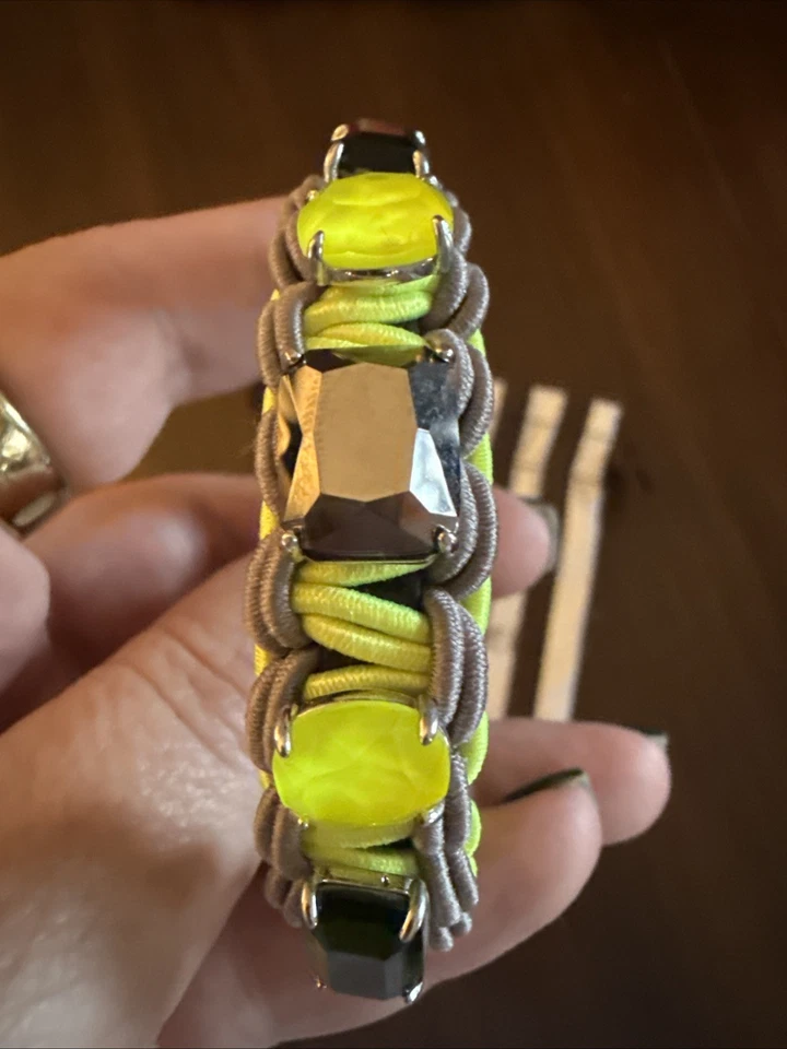 Pulsera Henri Bendel con cubierta antipolvo Foto 4 de 4