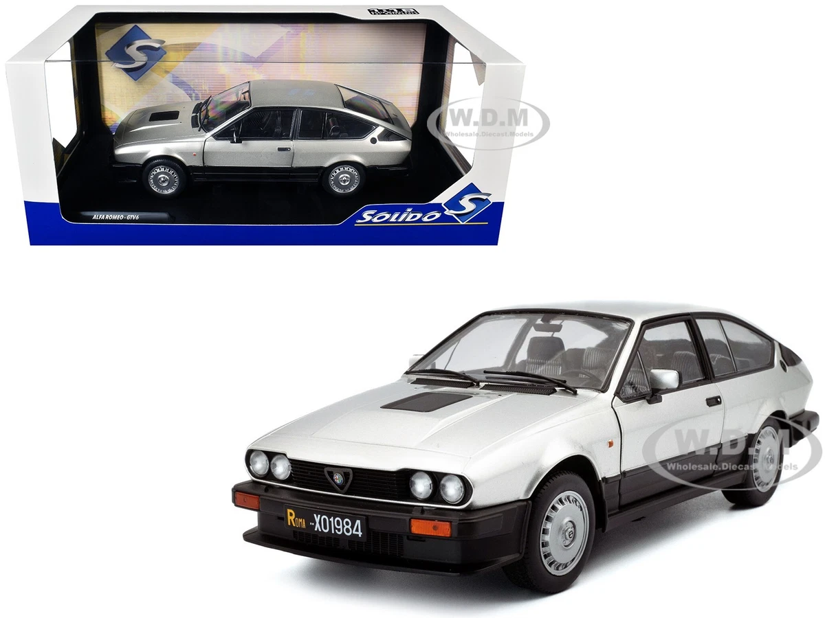 SOLIDO (PAS DINKY)125 ALFA ROMEO 2600 D'ORIGINE