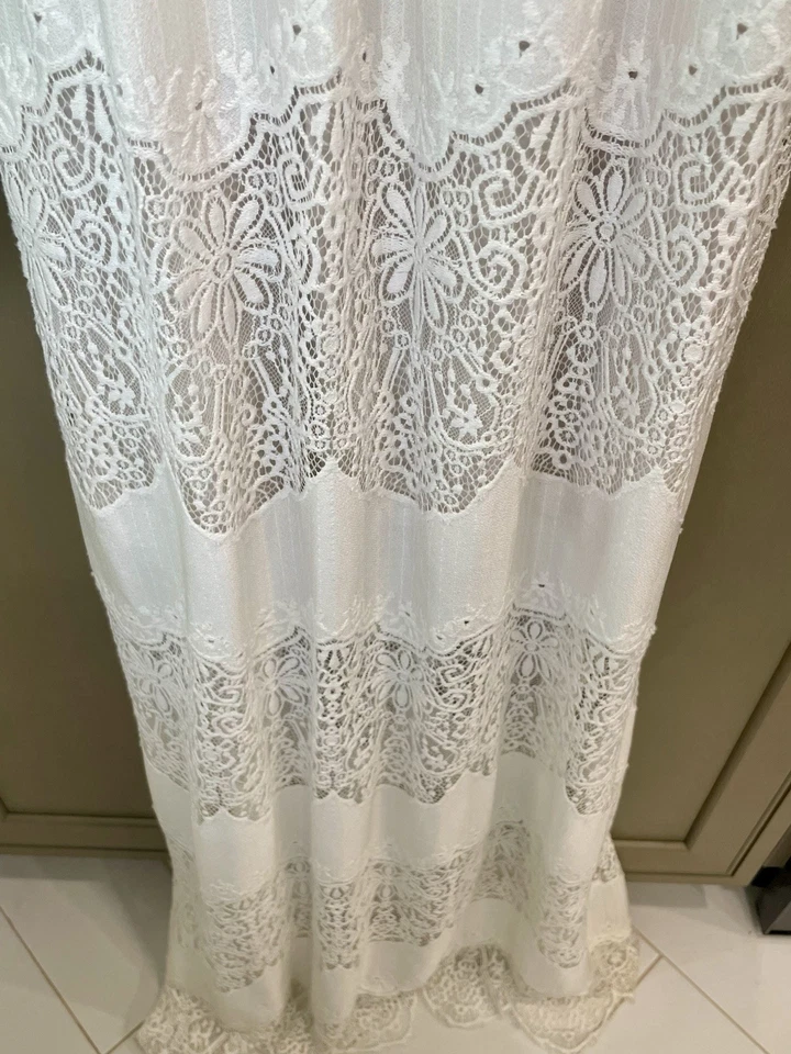 Maxi Vestido Alice + Olivia Encaje, Blanco, Hermoso Ajuste, Talla S Foto 4 de 4
