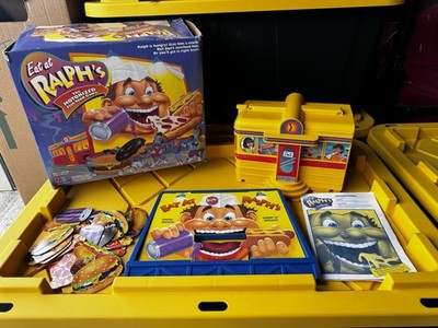 Vintage 1992 Eat at Ralph s Motorized Fast Food Game Milton Bradley Tested