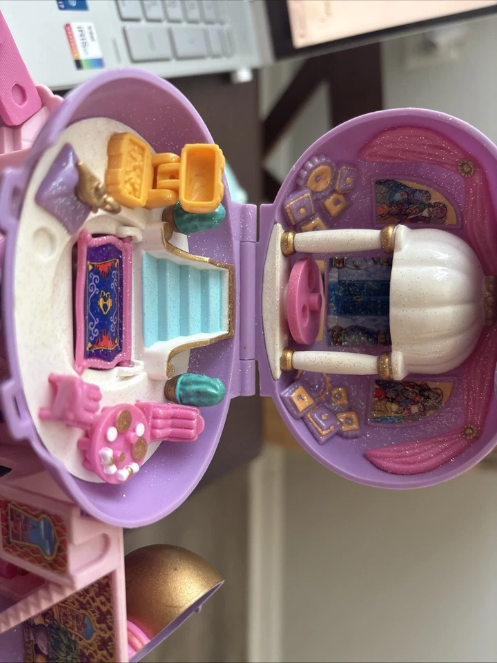 1996 Polly Pocket Aladdin Jasmine’s Royal Palace Complete, **Please Read** - Image 4 of 4