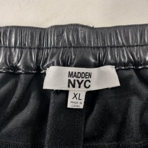 NWT Madden NYC Straight Stretch Black Faux Leather Cargo Pants Womens Size XL - Picture 6 of 8