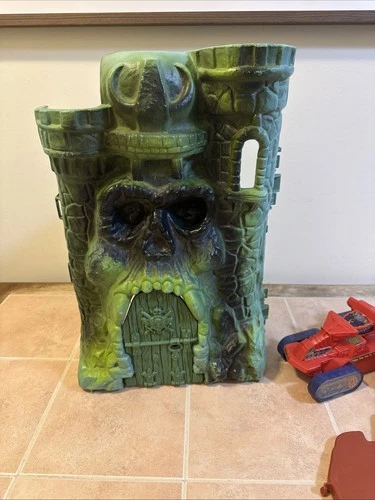 Original 1980s Vintage Castle Grayskull Front Only