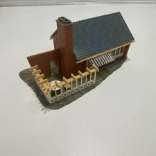 Faller HO B-264 Modern House With Pergola  Fully Assembled