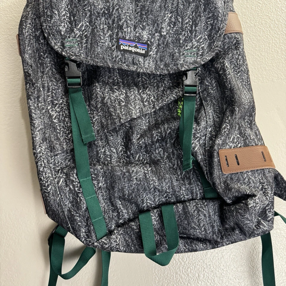 Mochila Patagonia Worn Wear Arbor Pack 26L Estilo #47956 Difícil de Encontrar Foto 3 de 4