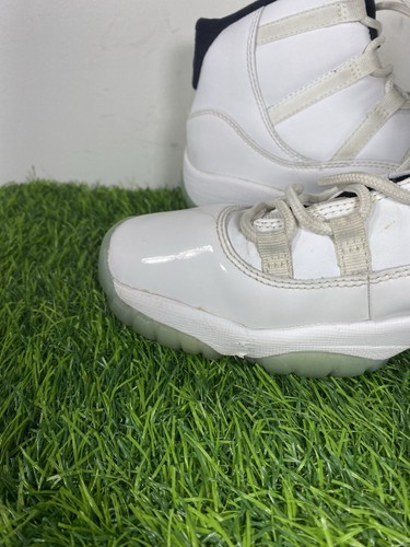 Scarpa Air Jordan 11 Retro GS taglia 7 Youth 7Y bianca leggenda blu nera 378038-117 - Foto 12 di 18