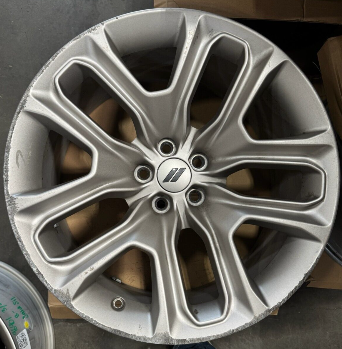 20 Dodge Challenger R/T Gold School OEM Wheel Rim 20x9.5 20