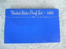 VINTAGE 1969 S US PROOF SET 5 COINS IN OGP, WITH 40% SILVER KENNEDY HALF.