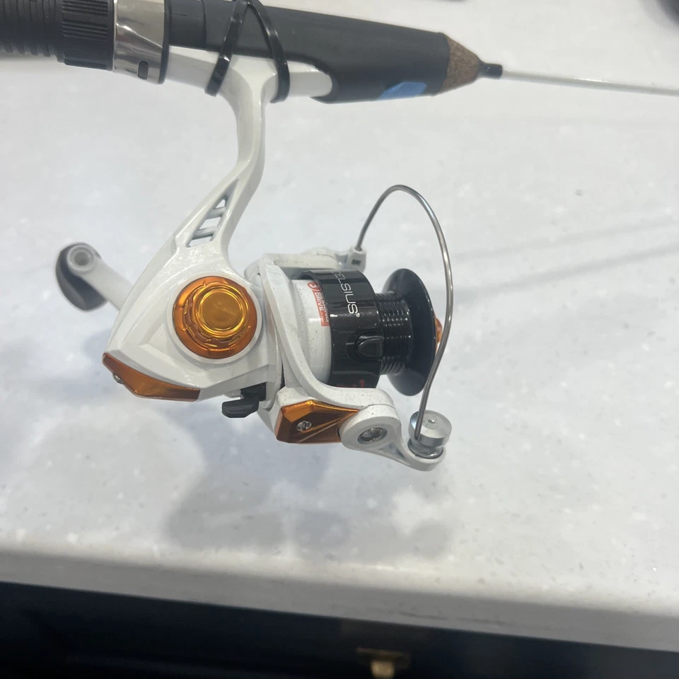 Celsius Rowdy Rod 27" Medium Ice Fishing Rod/Reel Combo bottle openr  #CE-RR27MC - Image 4 of 4