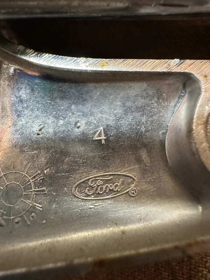 Nuevo de Lote Antiguo Ford F100 F150 F250 F350 66-77 Bronco Cromo Platón Atar Taco Foto 3 de 4